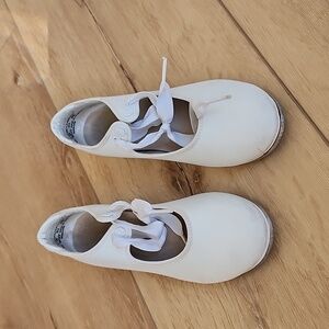 Capezio tap shoes, girls 1
